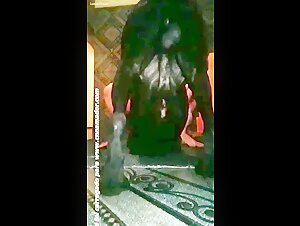 Entdecken Sie die Kehrseite dieser sexuellen Beziehung zwischen einer Frau und ihrem Hund