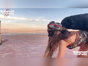 Mi perro se folla a mi mujer: Videos porno gratis 24/7