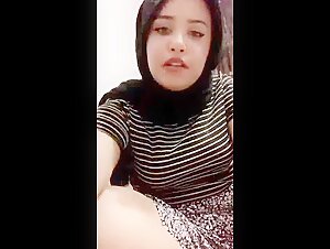 Dog sex video: Turkish woman in hijab in extreme acts