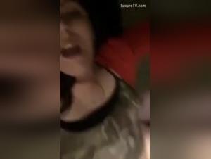 Satisfaccion bruta: perro y humano