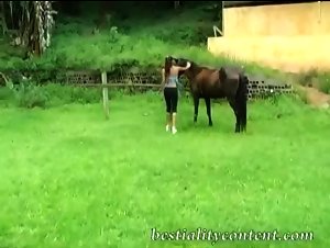 18 year old girl fucks horse in shocking zoophilia video