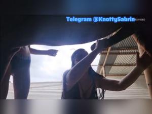 Creampie et double pénétration sur un cheval sauvage