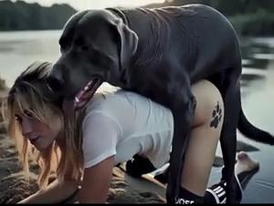 Extreme Doggystyle: Isabella's Unreasonable Appetite for her Pet