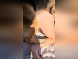 Experience the Extreme: Women and Dogs in the Heart of Debauchery