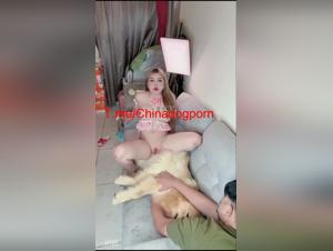 Feline submission, uncontrollable canine desire