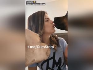 Amateur-Zoophilie: Das ultimative Madchen-Hund-Erlebnis