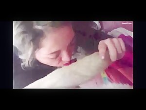 Video of an amateur Latin woman practicing sex with a dog